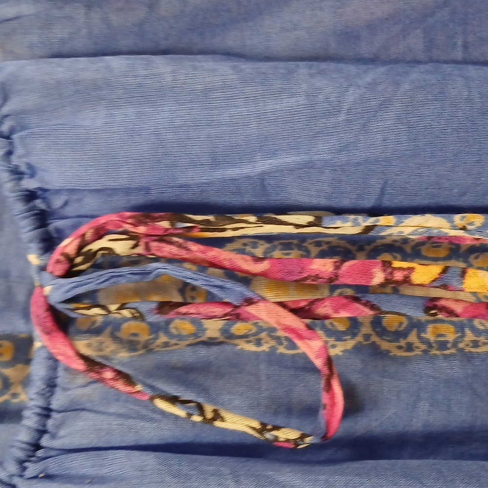 Free People Elena Size Medium Blue and Pink Floral Flowy Top Lightweight FINAL - Picture 5 of 7